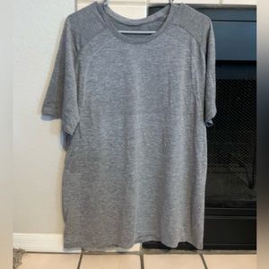 Lululemon Men’s T-shirt